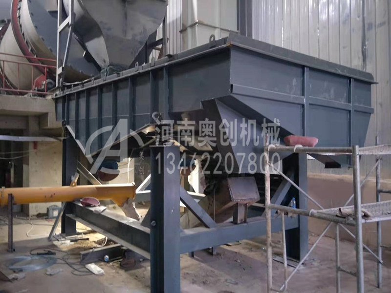 直線振動(dòng)篩選機(jī)