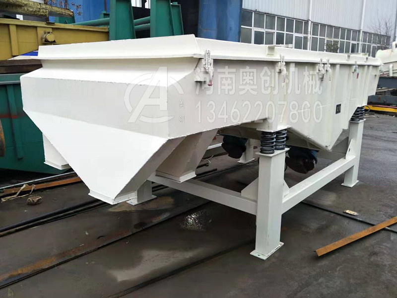 黃豆除雜分級專用直線振動篩的結(jié)構(gòu)原理