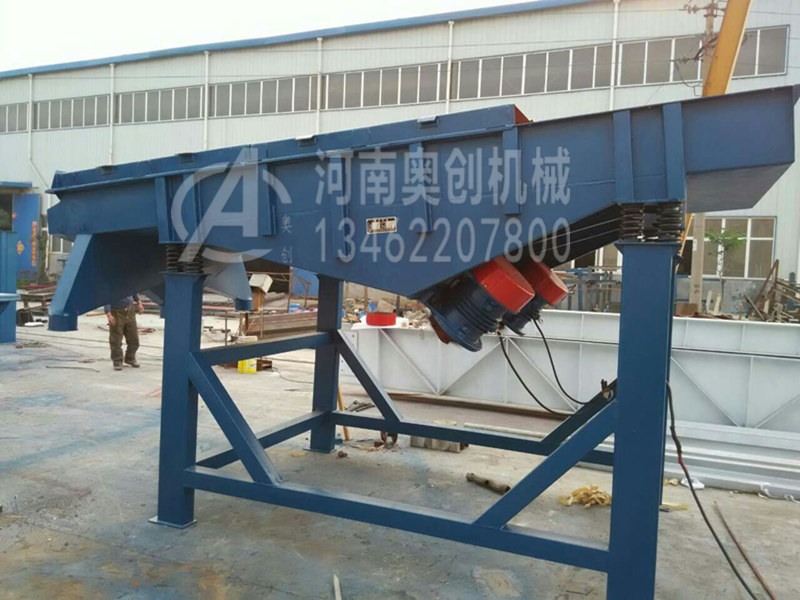 數(shù)據(jù)顯示直線振動篩要求環(huán)境溫度不應(yīng)超過40度