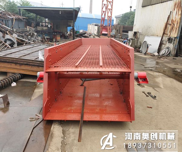 造成礦用粘土振動(dòng)篩?篩網(wǎng)破損的原因和解決方法