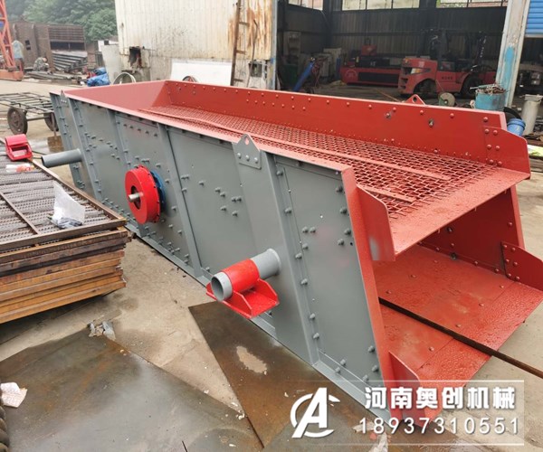 碎石振動(dòng)篩作業(yè)過程出現(xiàn)下料慢有解決辦法嗎？
