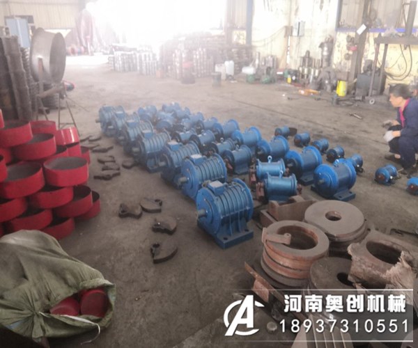 YZS振動(dòng)電機(jī)