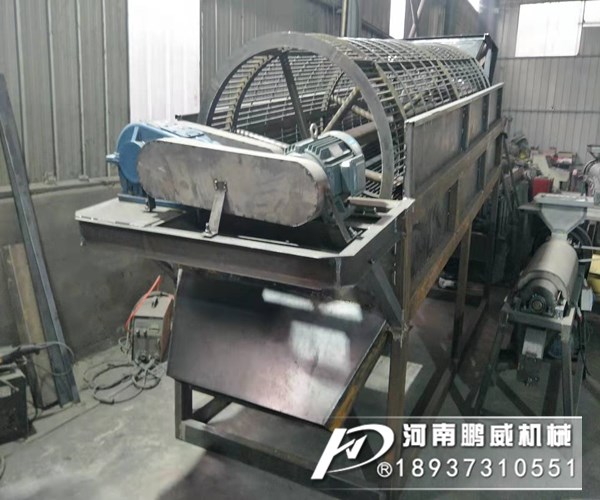 篩沙機(jī)振動篩和滾筒篩哪個(gè)篩濕沙更好用？