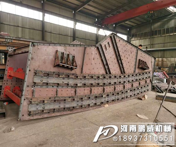 平面回轉(zhuǎn)篩和振動篩原理及結(jié)構(gòu)有什么不同？