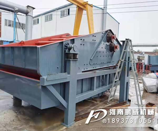 雙軸脫水篩不走料是不是電機(jī)旋轉(zhuǎn)方向不對？