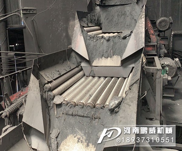 粘土石塊用滾軸篩和滾筒篩那個分離效果好？