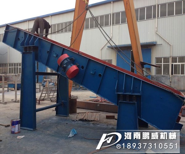 篩分細粉方形搖擺篩和直線篩那個產(chǎn)量更高?